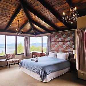 https://aorangi-peak-holiday-house.rotoruahotelsnz.com